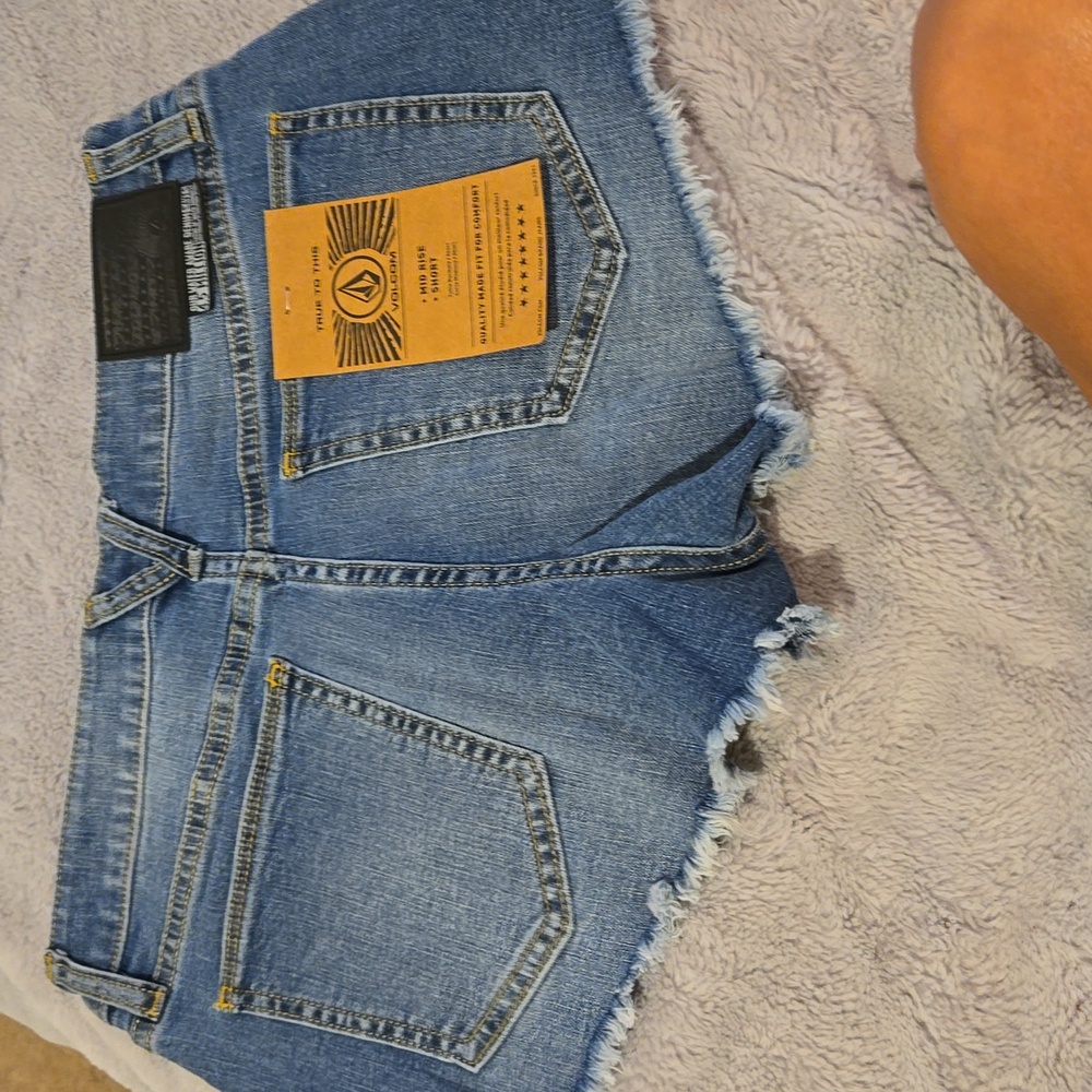 Volcom Stoney Stretch Short Micro Fit 2” Inseam Mid Rise Size 26